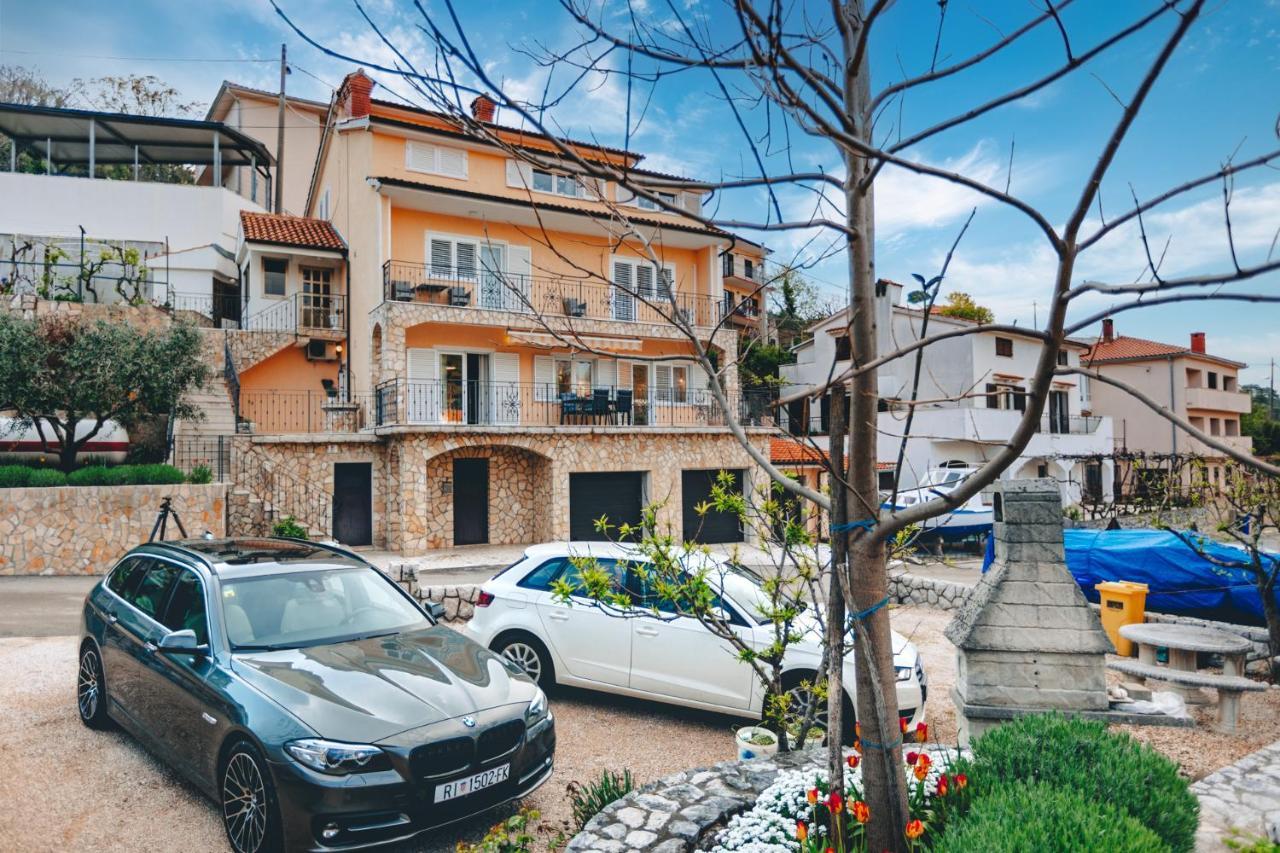 Apartman Marina Vrbnik  Eksteriør bilde